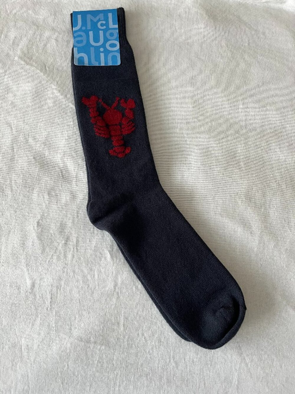 NEW with tags J.McLaughlin hand embroidered lobster men’s socks Navy & red rare